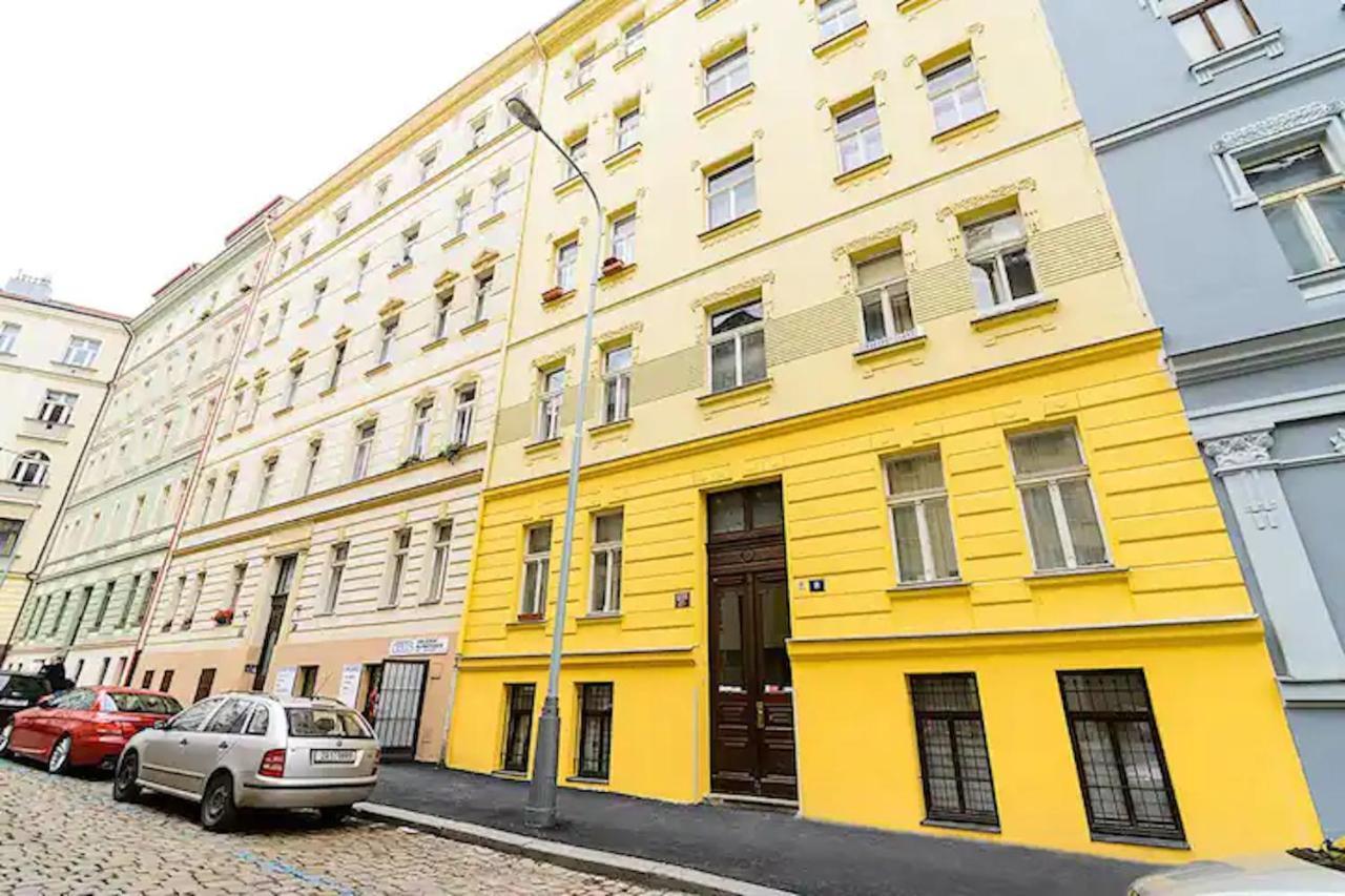 Ground Floor Apartment Prague Exterior photo